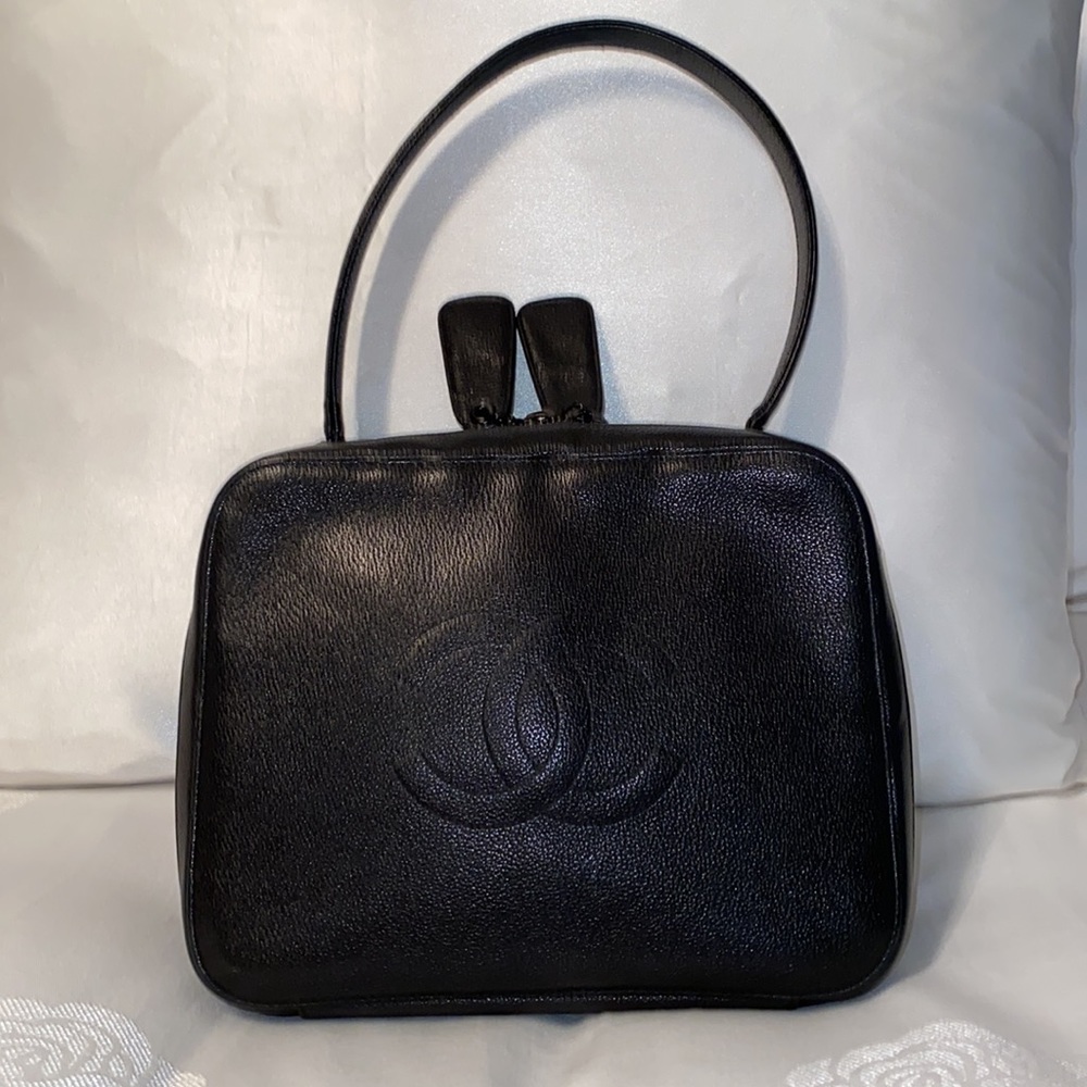 Chanel Vintage Caviar CC Top Handle Bag